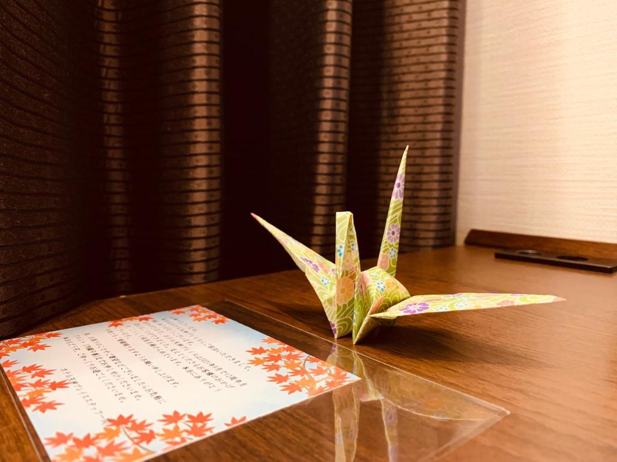 Hotel Tenjin Place Fukuoka  Bagian luar foto